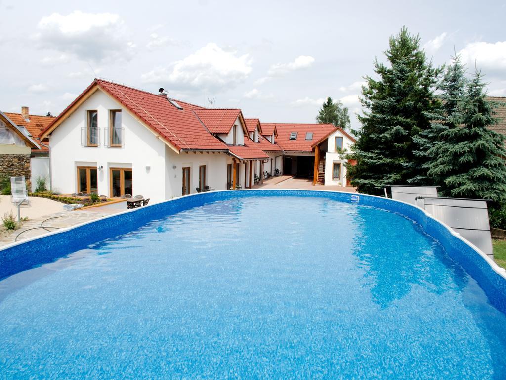 Lhota Apartment Bechyne